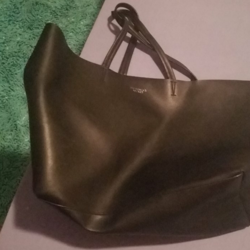 VS tote